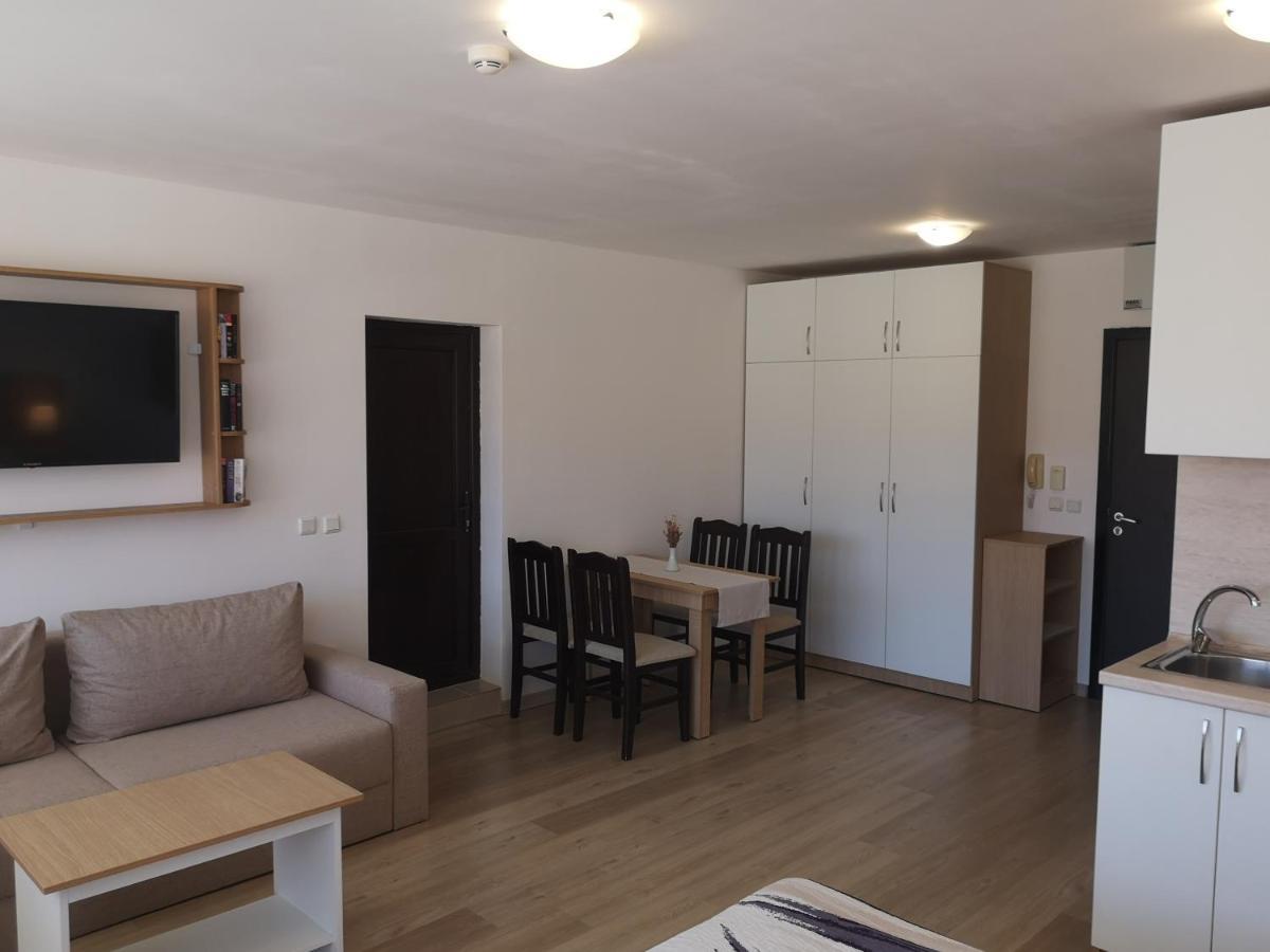 South Beach Apartment Nesebar Esterno foto