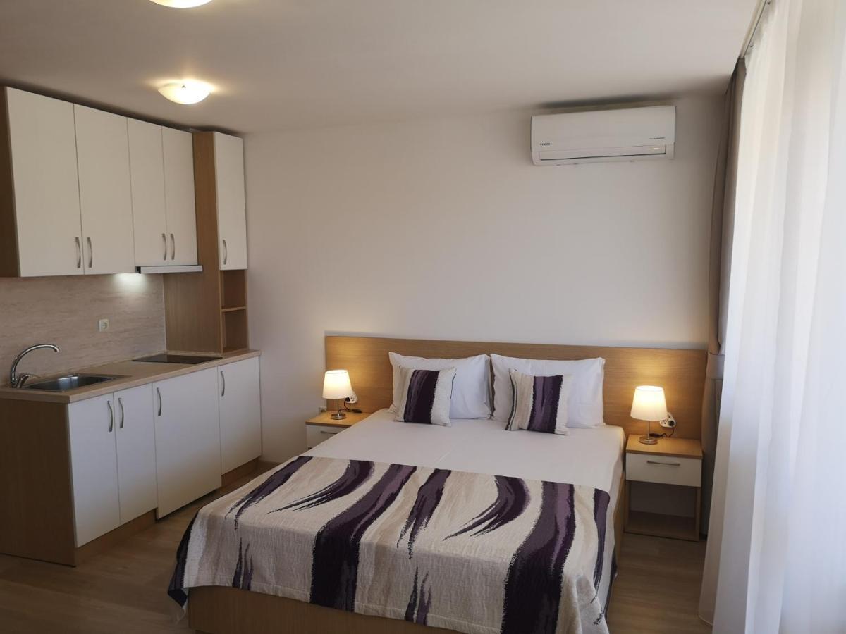 South Beach Apartment Nesebar Esterno foto
