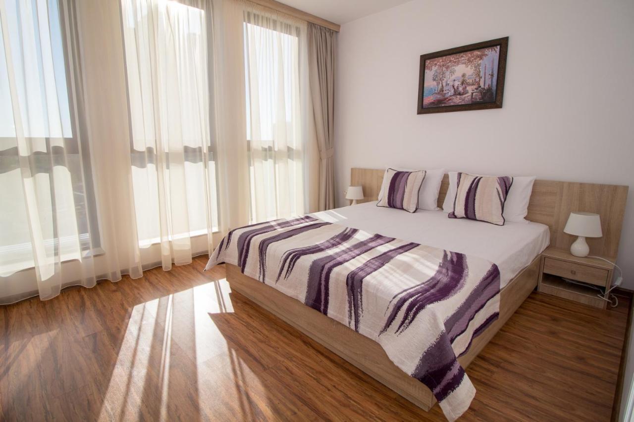 South Beach Apartment Nesebar Esterno foto
