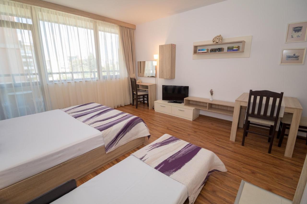 South Beach Apartment Nesebar Esterno foto
