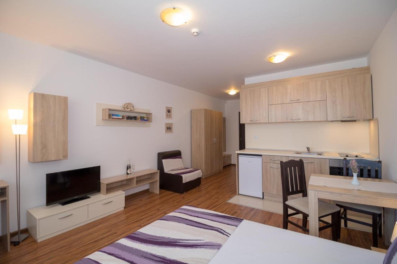 South Beach Apartment Nesebar Esterno foto